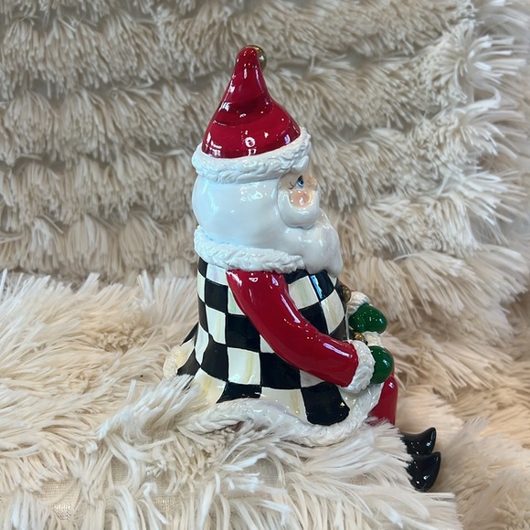 MacKenzie-Childs Granny Kitsch Stocking Hook - Picture 6 of 14